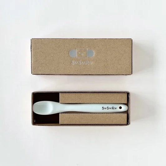 *離乳食でていねいにお口を育てる*SUSURUスプーン