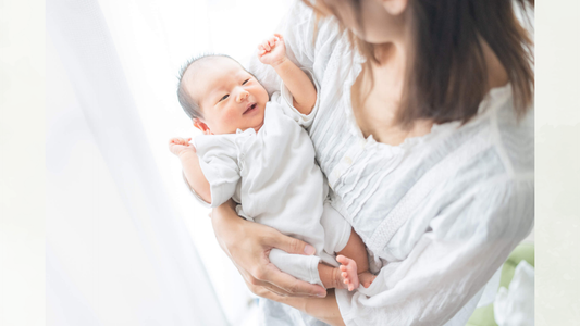 首すわり前の赤ちゃんの「反り返り」の原因と対処法